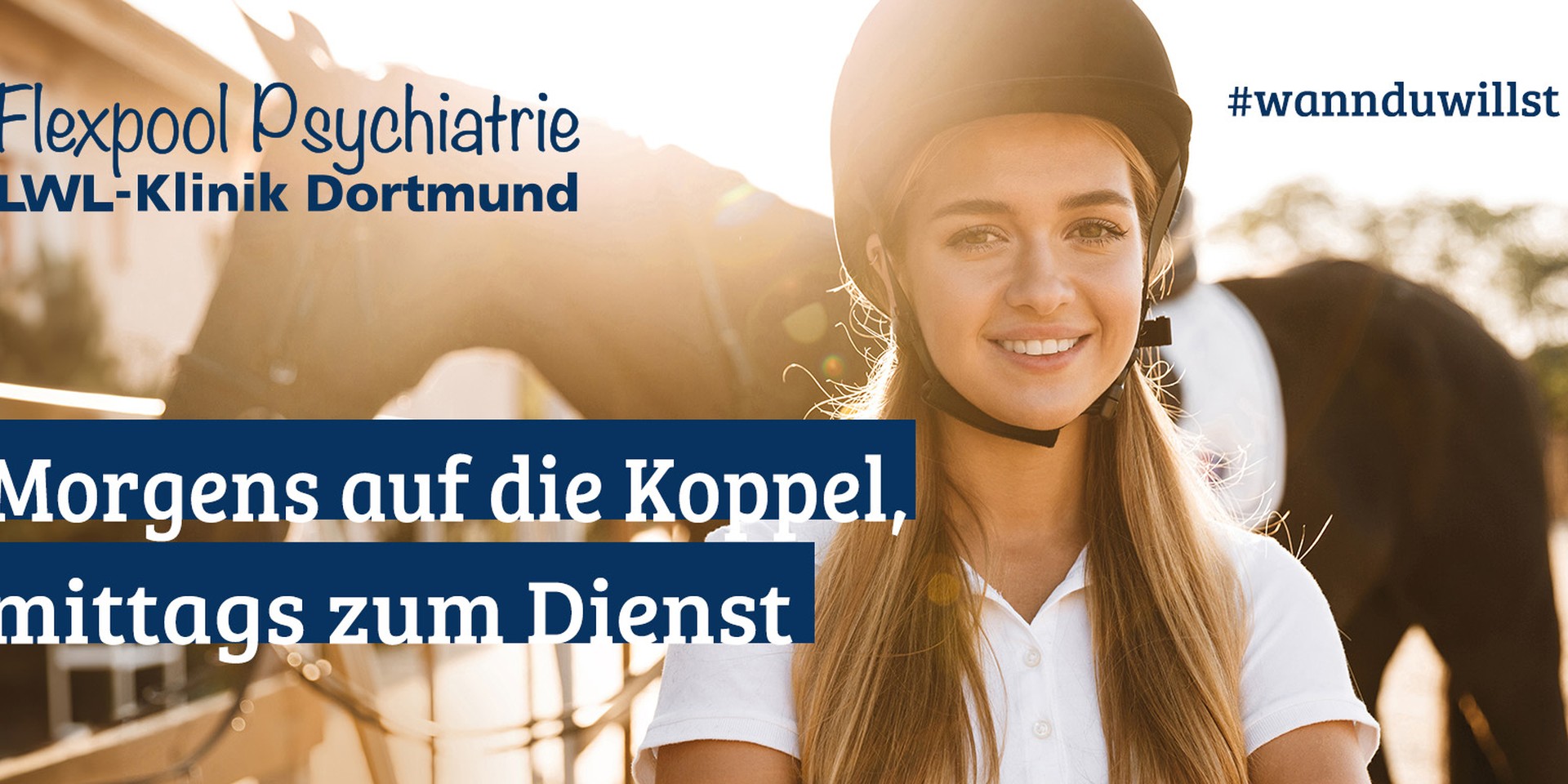 Eine junge Frau mit Kind auf dem Arm